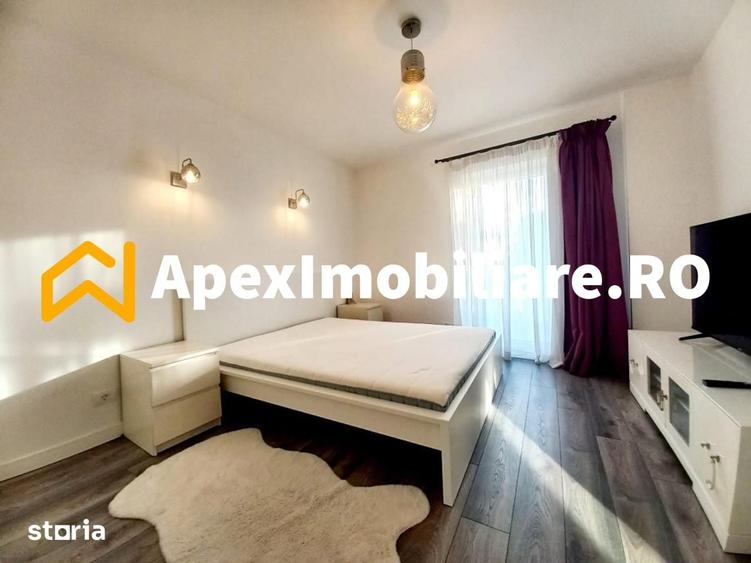Apartament cu 3 camere semidecomandat în Dămăroaia