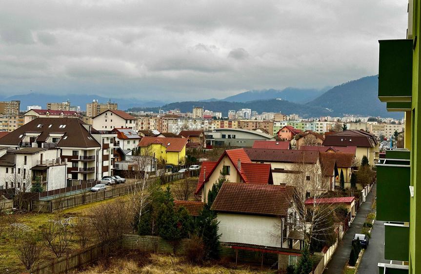 Apartament cu 2 camere decomandat în Exterior Vest