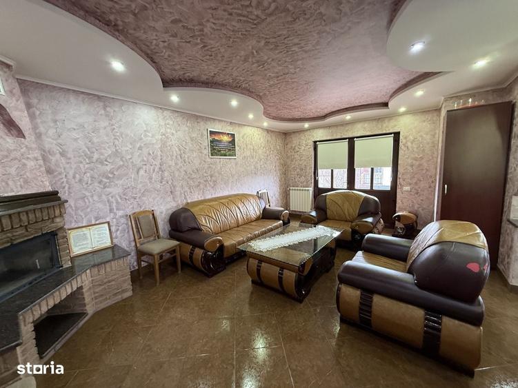 Casă cu 4 camere în Băiceni