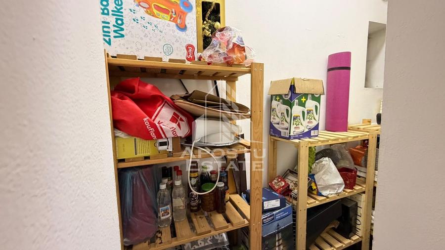 Apartament cu 3 camere decomandat în Traian