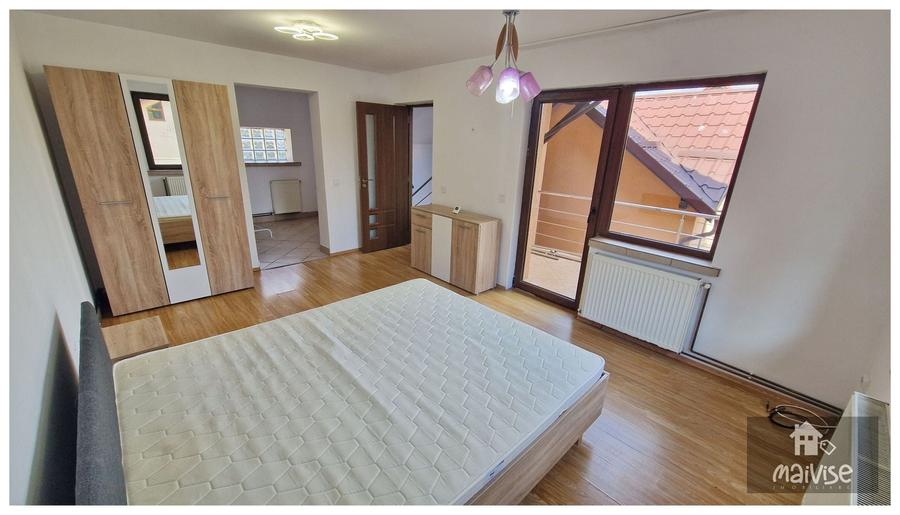 Duplex cu 2 camere cu Canalizare în Tractorul