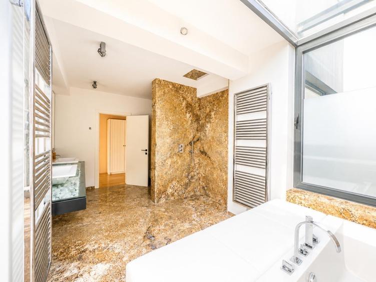 Furnished fully equipped G+2 villa 2014 building, 5 terraces, 700sqm plot Pipera - 17