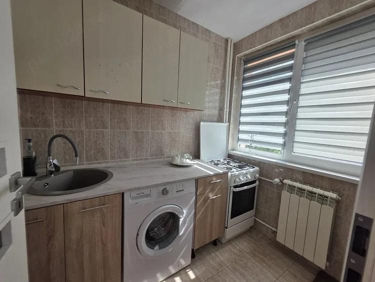 Garsonieră semidecomandată în Costin Georgian