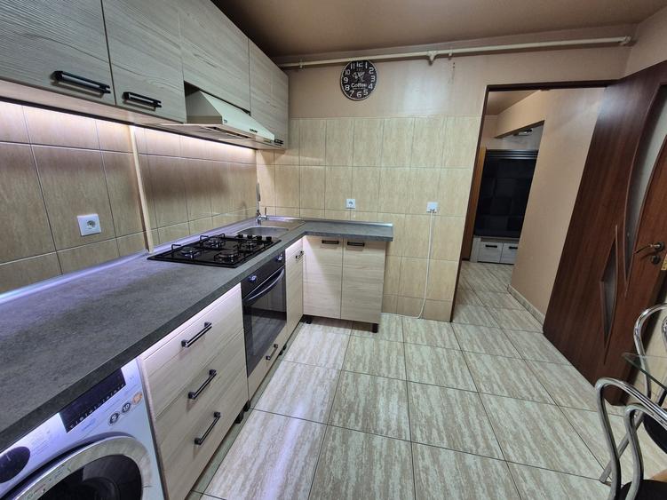 Apartament cu 2 camere decomandat în Independenței