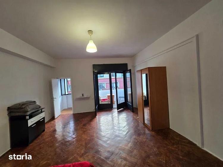 Apartament cu 4 camere decomandat în Centrul Civic