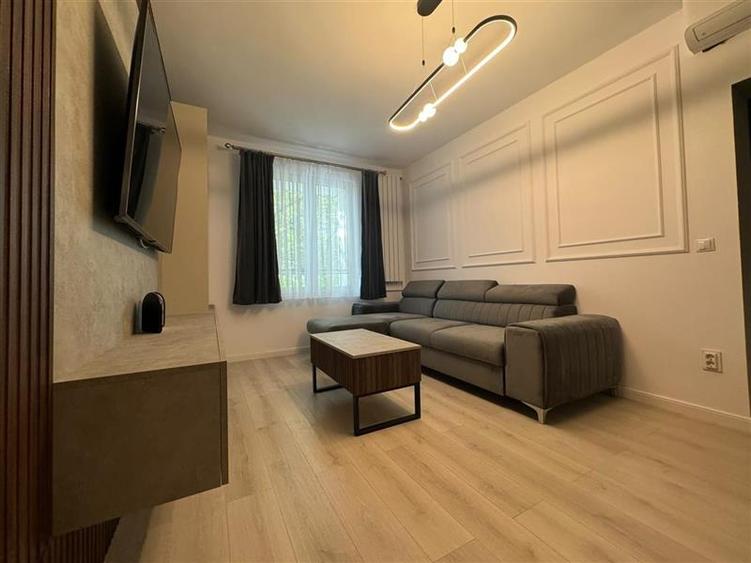 Apartament cu 2 camere decomandat în Floreasca