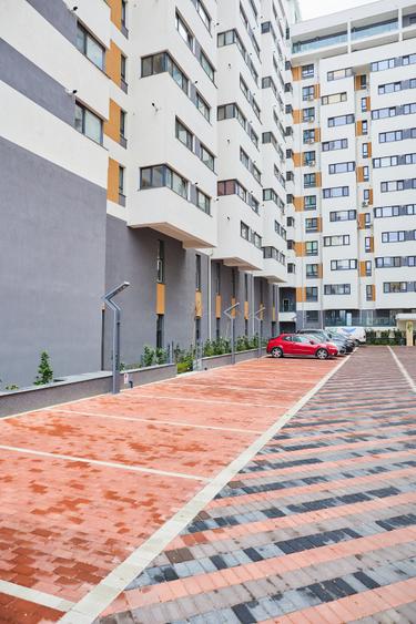 Apartament cu 3 camere decomandat în 13 Septembrie
