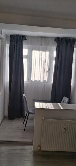 Garsonieră, mobilată în Brazda lui Novac