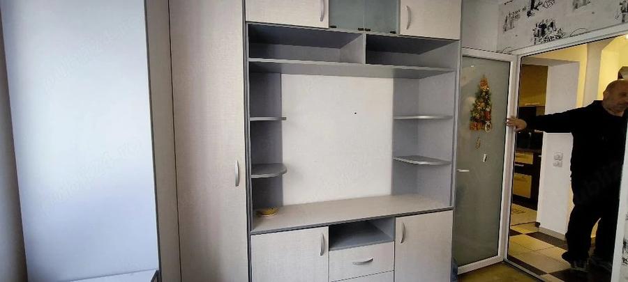 Apartament cu 2 camere decomandat în Calea București