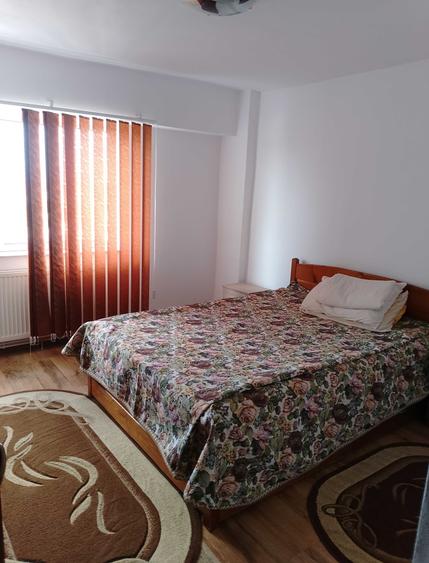 Apartament cu 2 camere decomandat în Unirii Sud