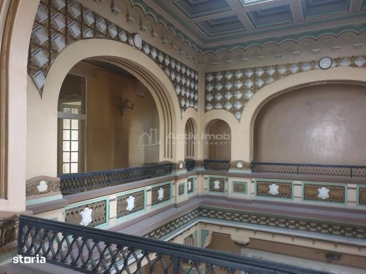 Casă cu 4 camere cu Teren 1800 Mp în Central