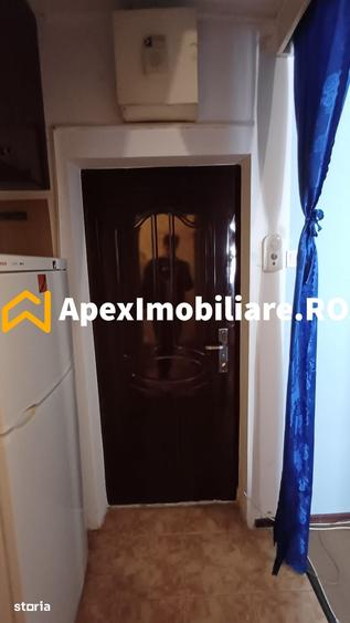 Garsonieră semidecomandată, mobilată în Titan