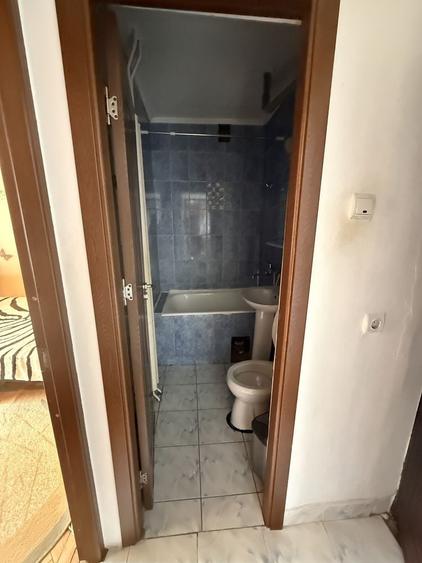 Apartament cu 2 camere decomandat în Exterior Vest