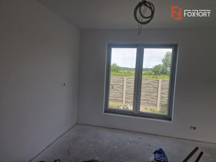 Casa cu 5 camere, 617 mp teren, Mosnita Veche - 18
