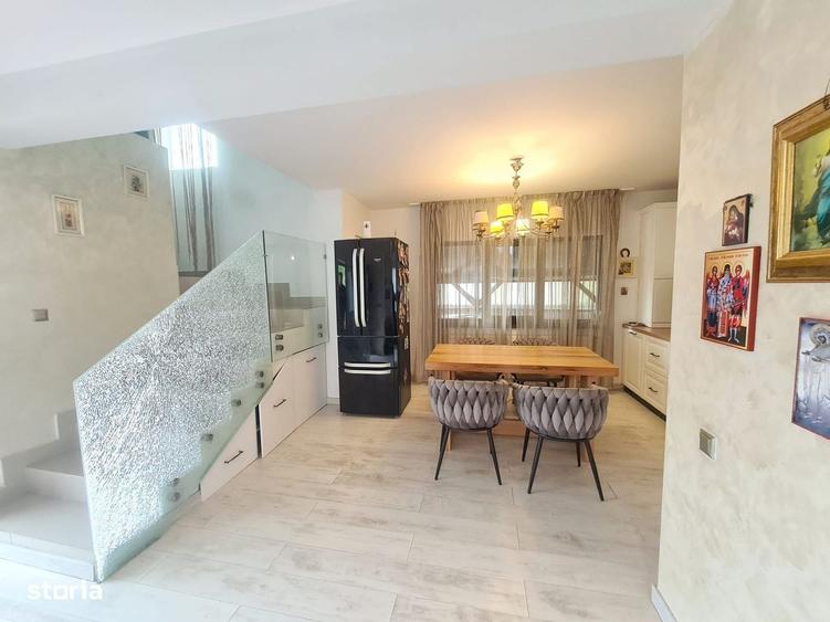 Casă cu 4 camere cu Teren 300 Mp în Goranu