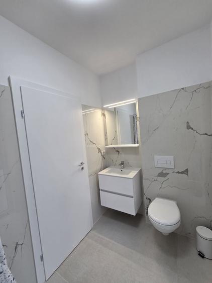 Apartament cu 2 camere decomandat în Aradului