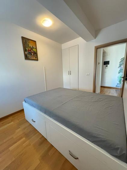 Apartament cu 3 camere în Torontalului
