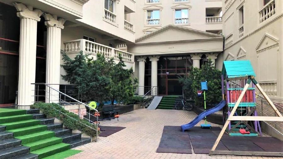 Apartament cu 3 camere decomandat în Herăstrău
