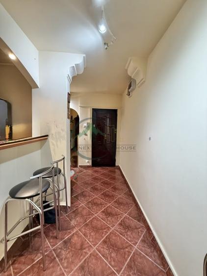 Apartament cu 3 camere decomandat, mobilat în Județean