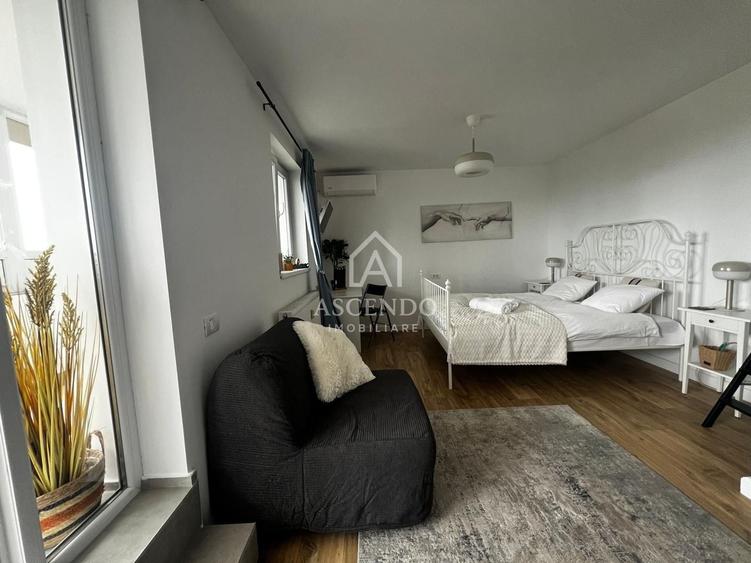 Studio renovat 25 mp + terasă 10 mp | Piața Victoriei | 0% Comision - 15
