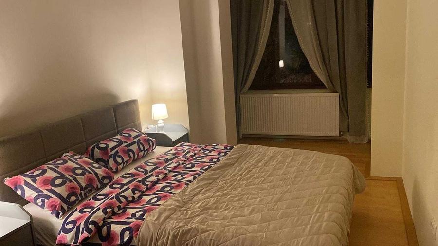 Apartament cu 2 camere decomandat în Medicină