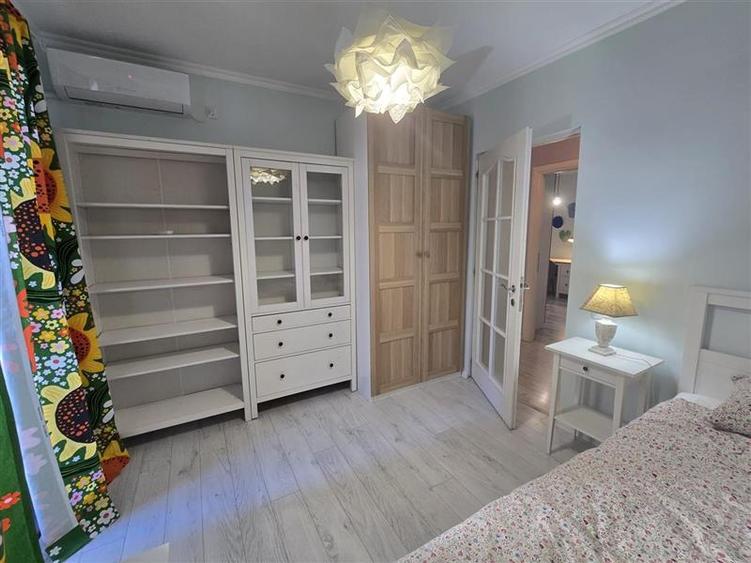Apartament cu 4 camere decomandat în Cișmigiu