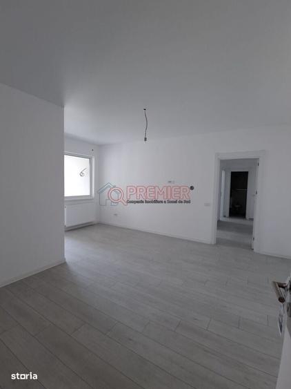 Apartament cu 3 camere în Berceni — fotografia 3