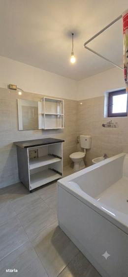 Casă cu 4 camere decomandat cu Teren 450 Mp în Clinceni