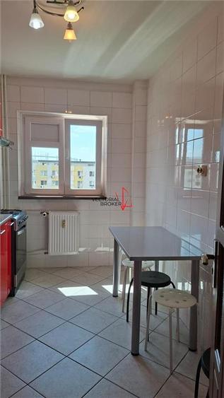 Apartament cu 2 camere decomandat, mobilat în Basarabia