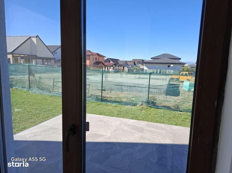 Casă cu 4 camere cu Teren 414 Mp în Hărman