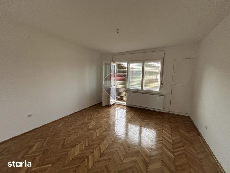 Spațiu comercial, de 135 mp, în Valea Roșie