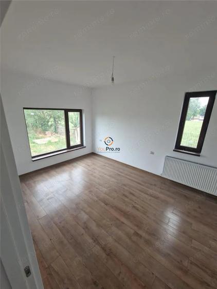 Casă cu 1 camere cu Teren 750 Mp în Dragșina
