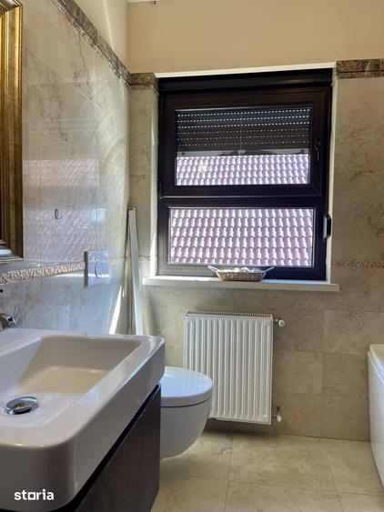 Casă cu 4 camere cu Teren 585 Mp în Corbeanca