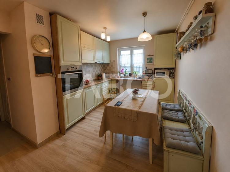 Apartament cu 3 camere decomandat, mobilat în Mănăștur