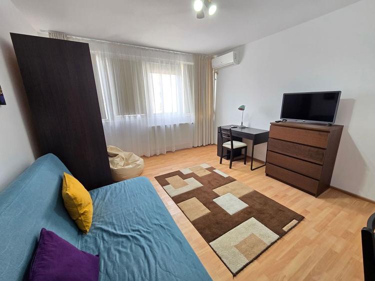 Apartament cu 2 camere decomandat, mobilat în Cantemir