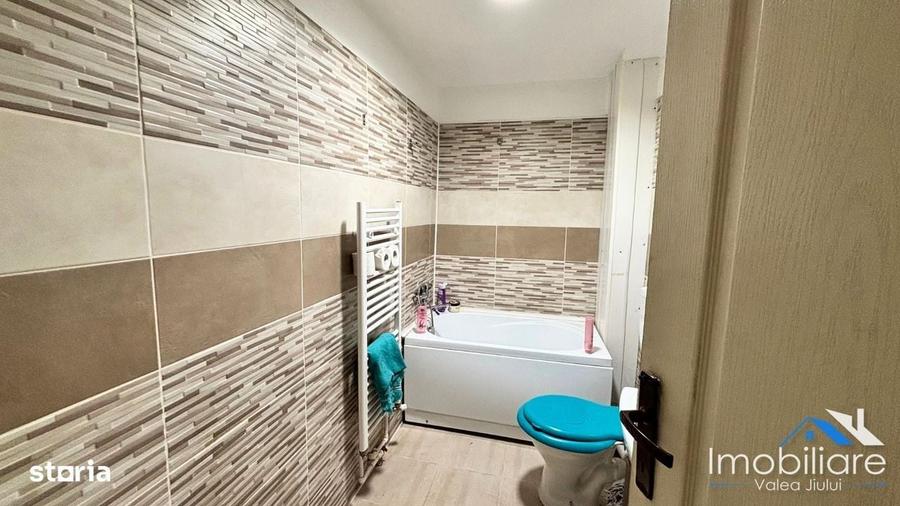 Apartament cu 2 camere decomandat în Petros