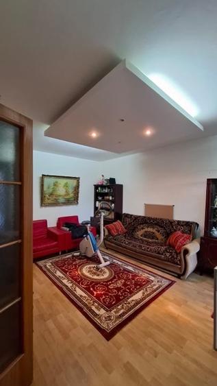Vând apartament 2 camere – Poarta 6 / Piața Roșie DIRECT PROPRIETAR - 3