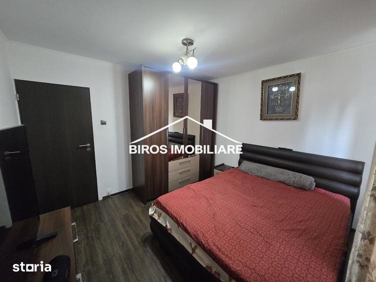 Apartament cu 2 camere decomandat în Valea Rosie