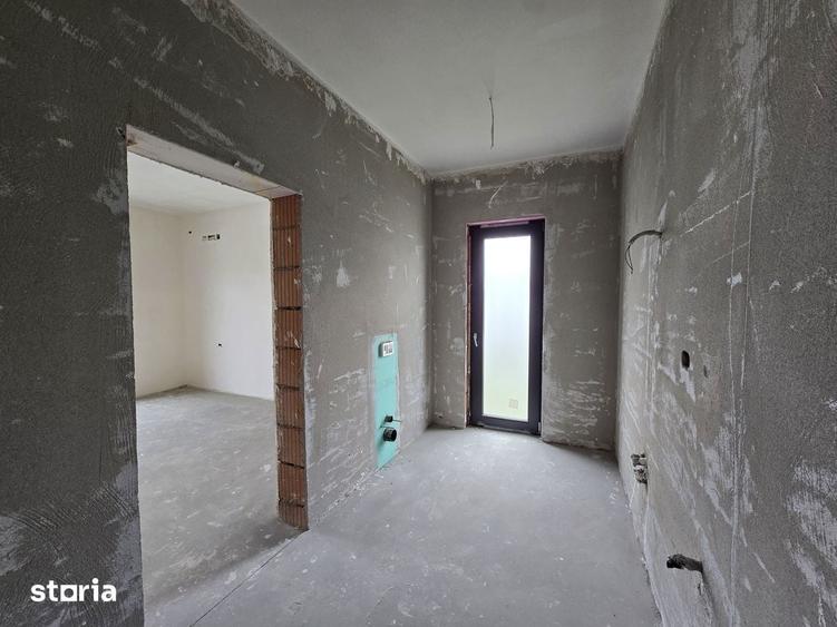 Casă cu 4 camere cu Teren 620 Mp în Sânmartin