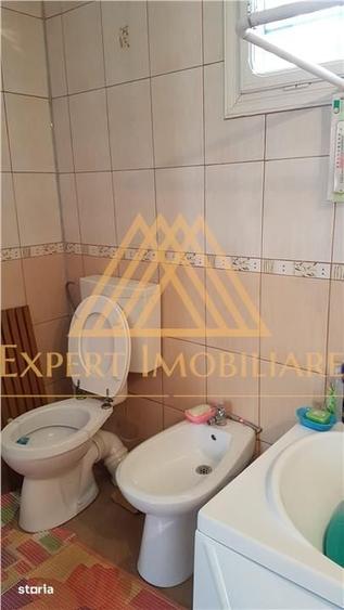 Casă cu 4 camere cu Teren 3500 Mp în Central