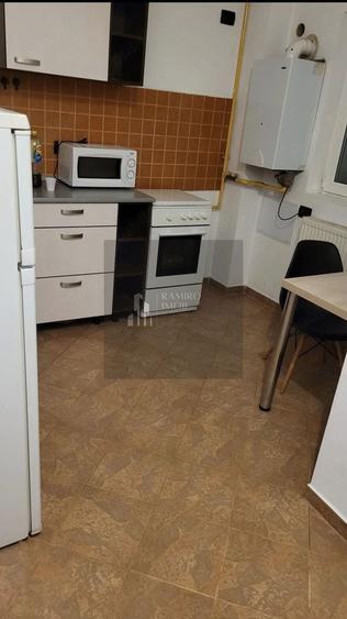 Garsoniera decomandata/etaj 1 /15 min metrou Aparatorii Patriei - 5