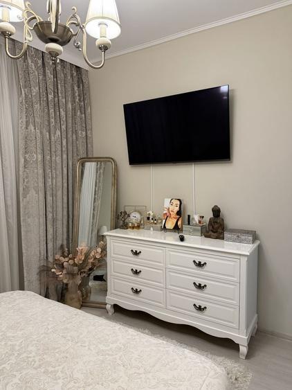 Apartament cu 2 camere decomandat în Titan