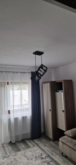 Garsonieră decomandată în Exterior Vest