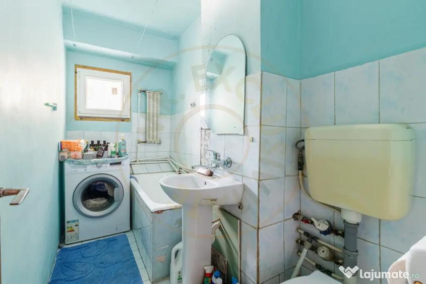 Apartament cu 3 camere decomandat în Sebastian