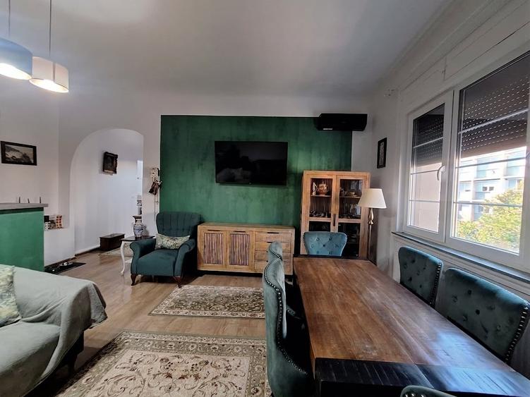 Apartament cu 2 camere decomandat, mobilat în Ultracentral
