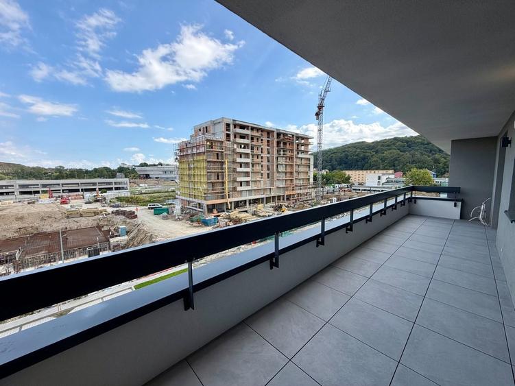Apartament cu 2 camere decomandat în Bartolomeu