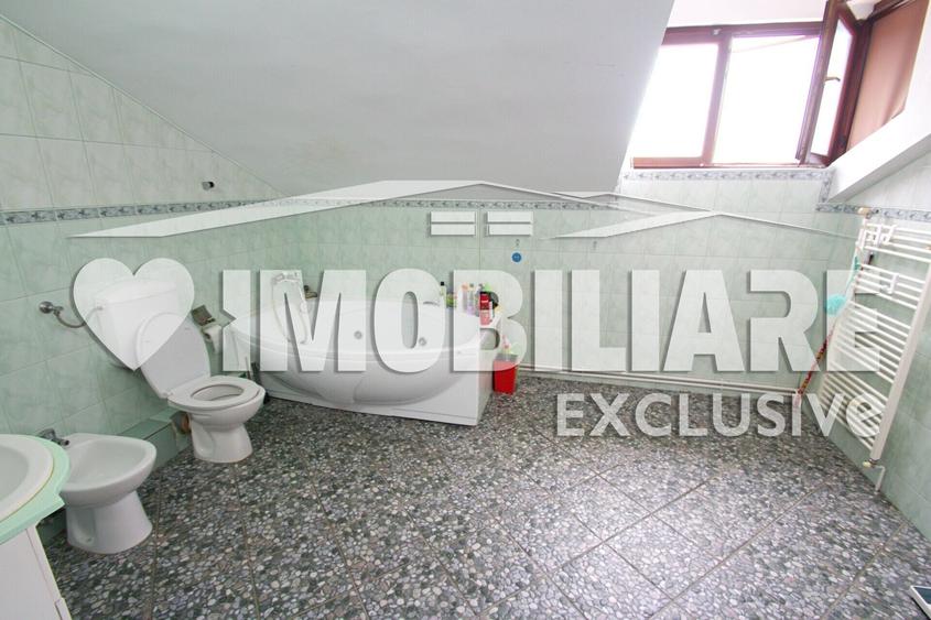 Casă individuală cu 8 camere cu Teren 1174 Mp în Șagului