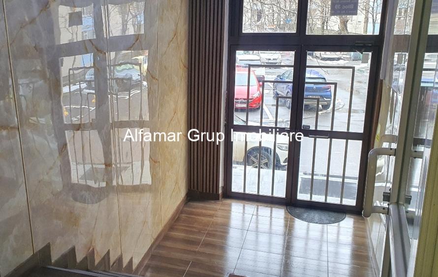 Apartament cu 4 camere în Berceni