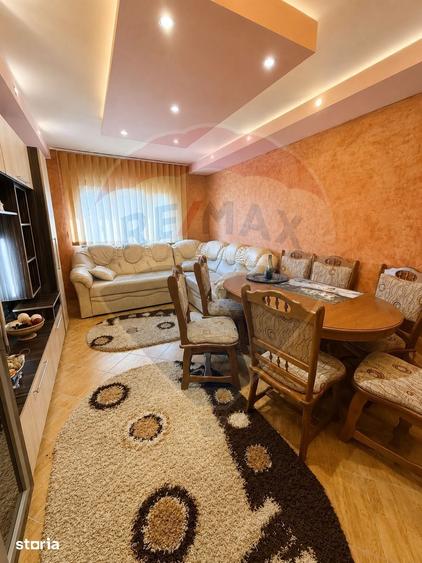 Apartament cu 3 camere în Central