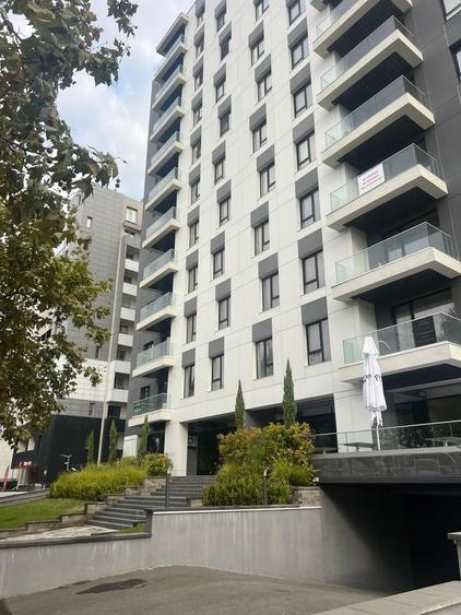 Apartament decomandat în Sisești